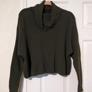 Hollister Dark Green Cowl Neck Cropped Sweater Size XS